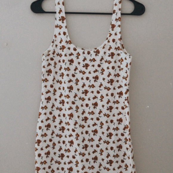 Dress - Picture 3 of 3